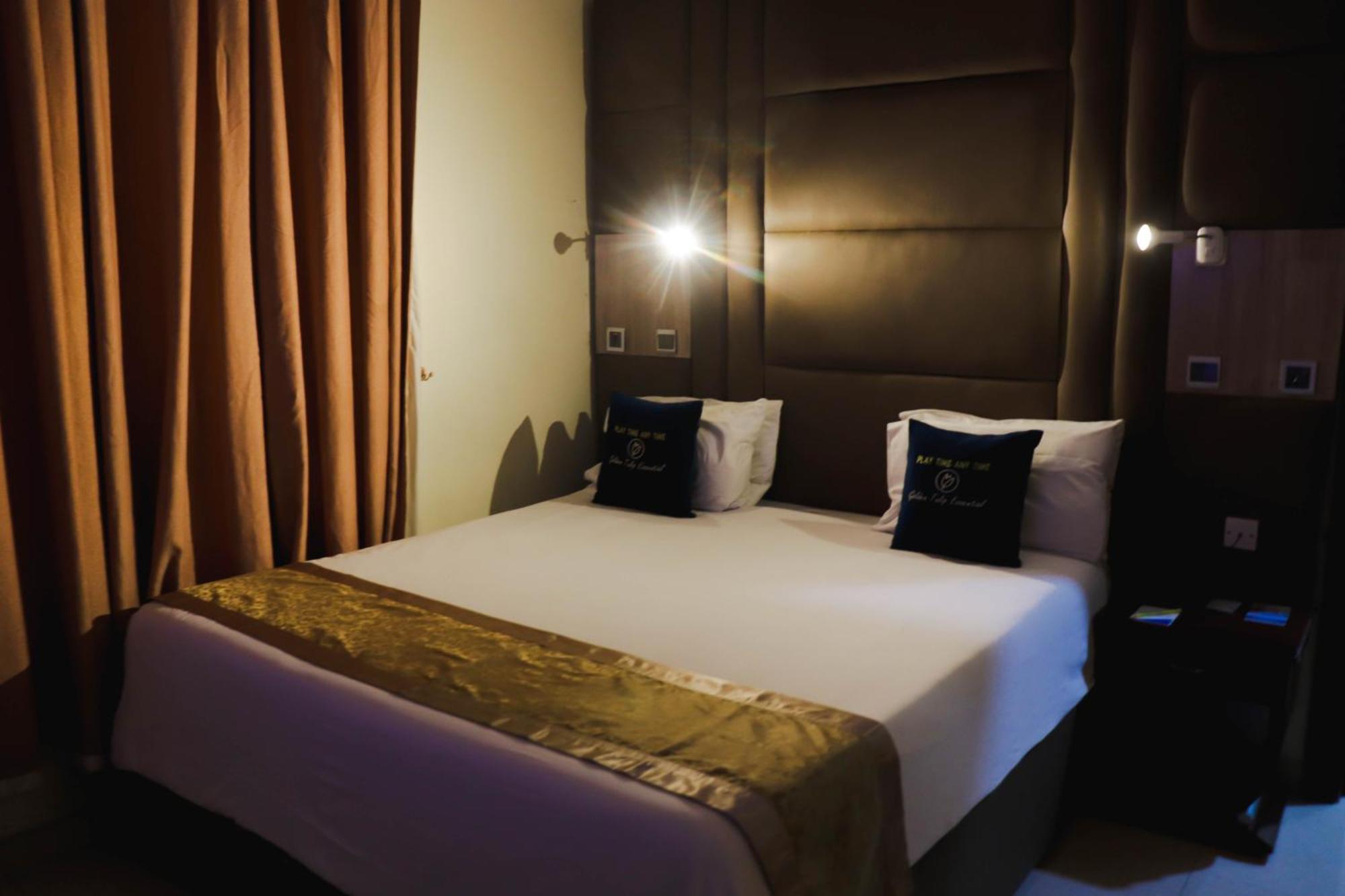 Golden Tulip Hotel- Evergreen Port Harcourt Exteriör bild